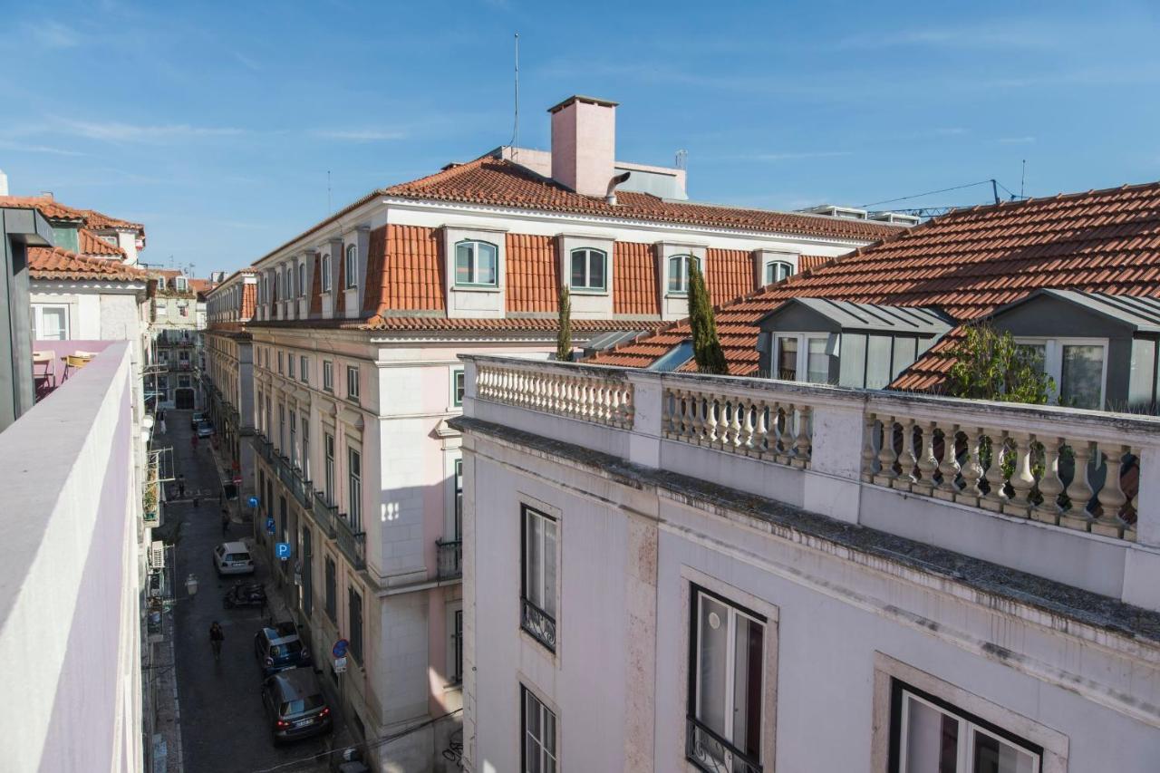 Bairro Alto Stunning Flat With Balcony By Lovelystay Лісабон Екстер'єр фото